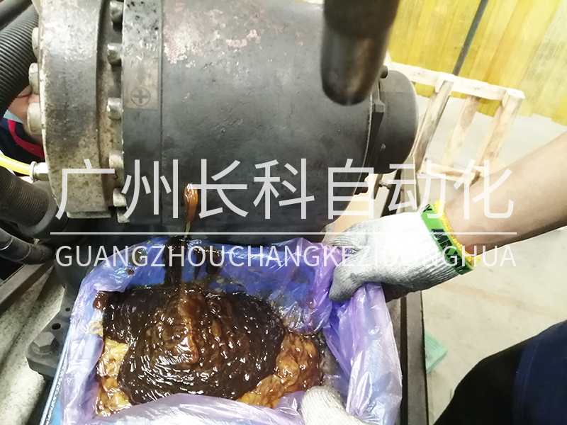 松下焊接機器人保養(yǎng) 松下焊接機器人更換潤滑油